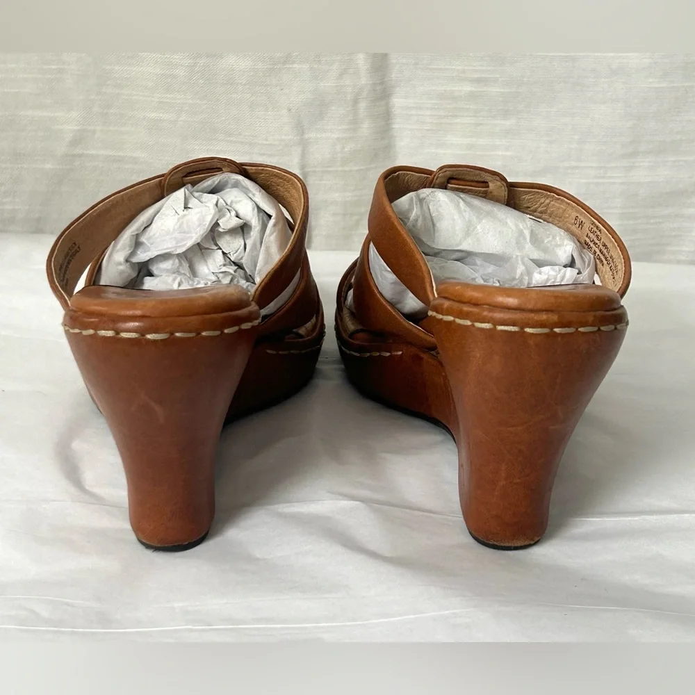 SOFFT Women's Brown Leather Cutout Neutral Minimalist Quiet Luxury Wedge Sandals